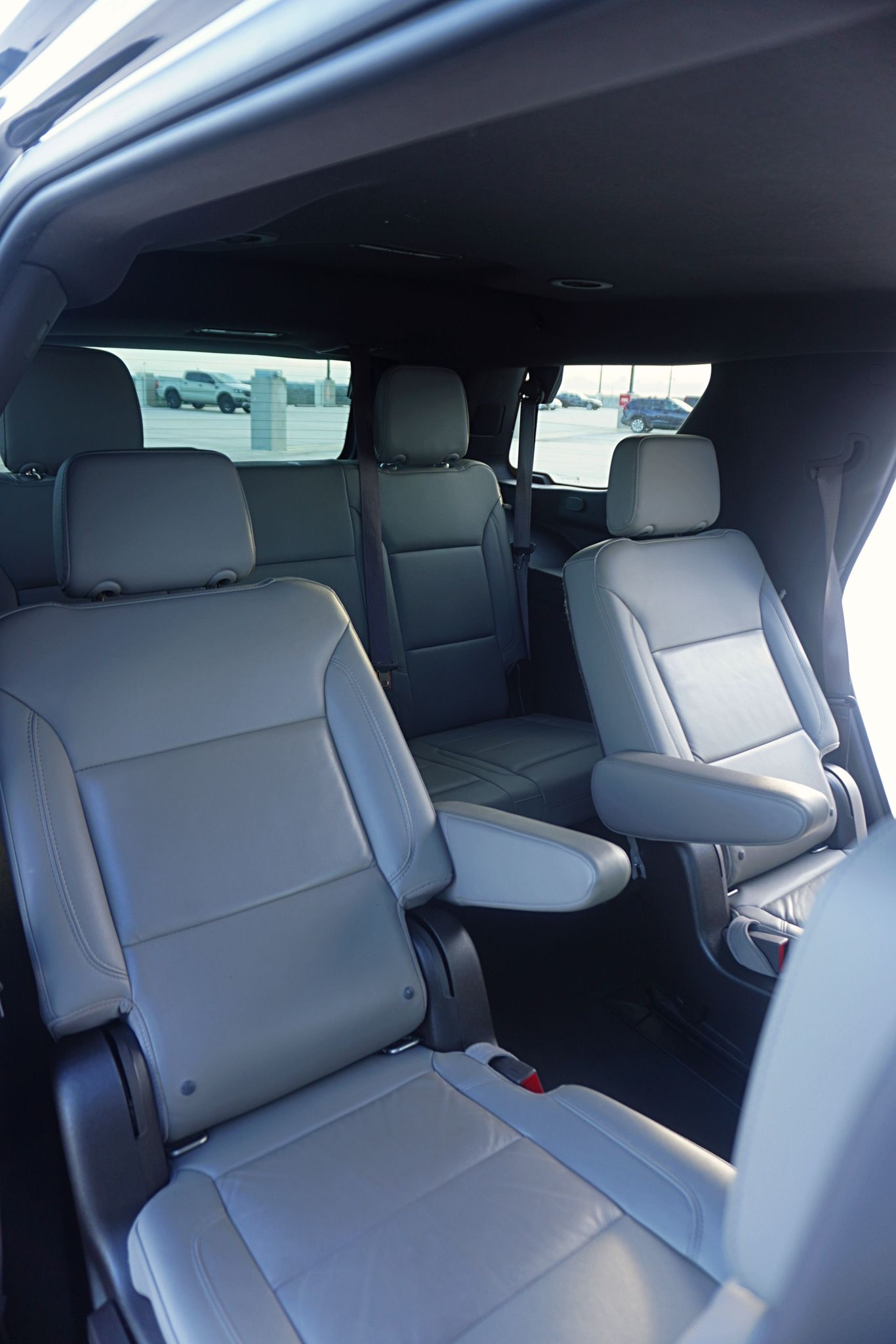 2021-Chevrolet-Tahoe-LT-miami-exotic-toys-1.webp
