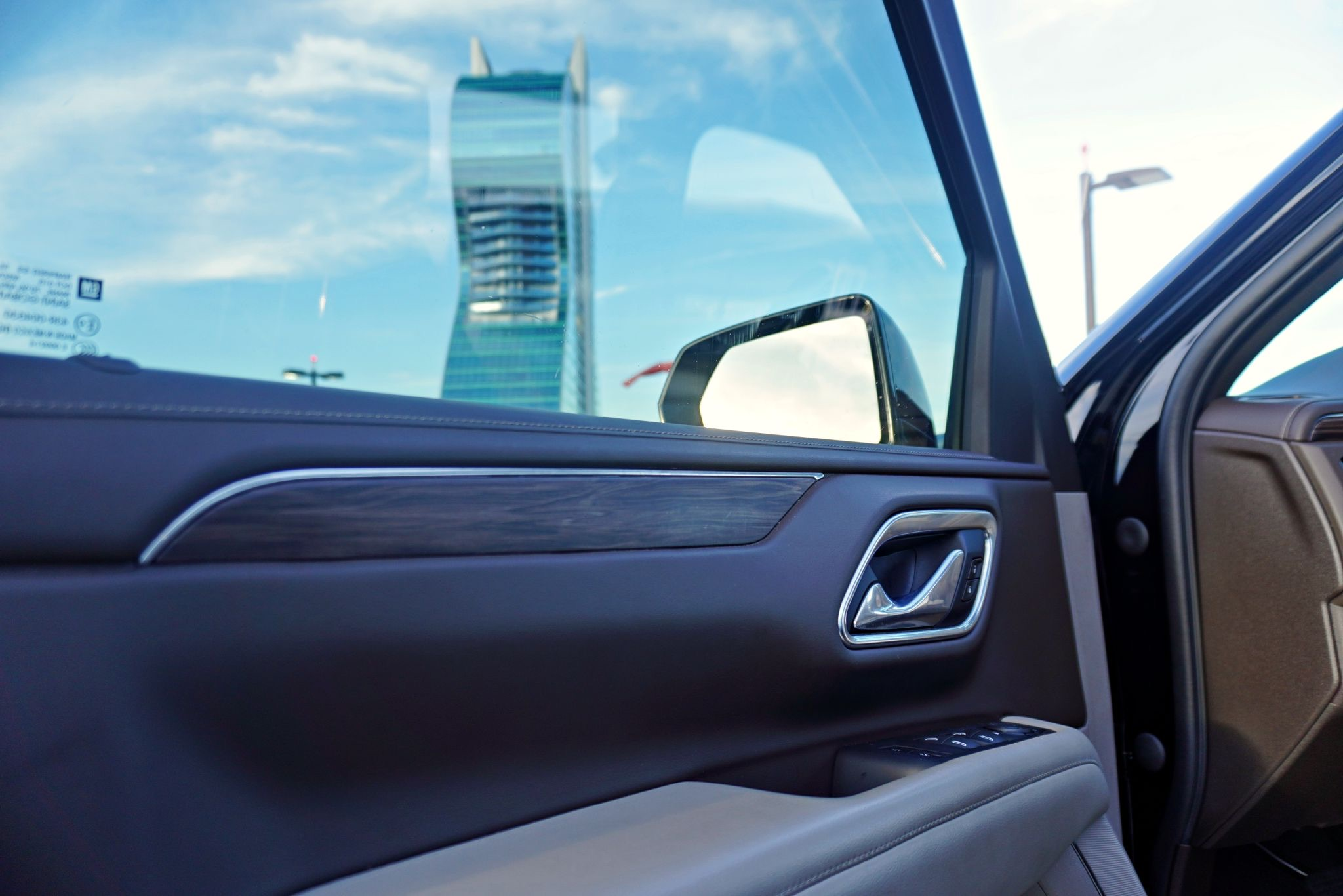 2021-Chevrolet-Tahoe-LT-miami-exotic-toys-25.webp