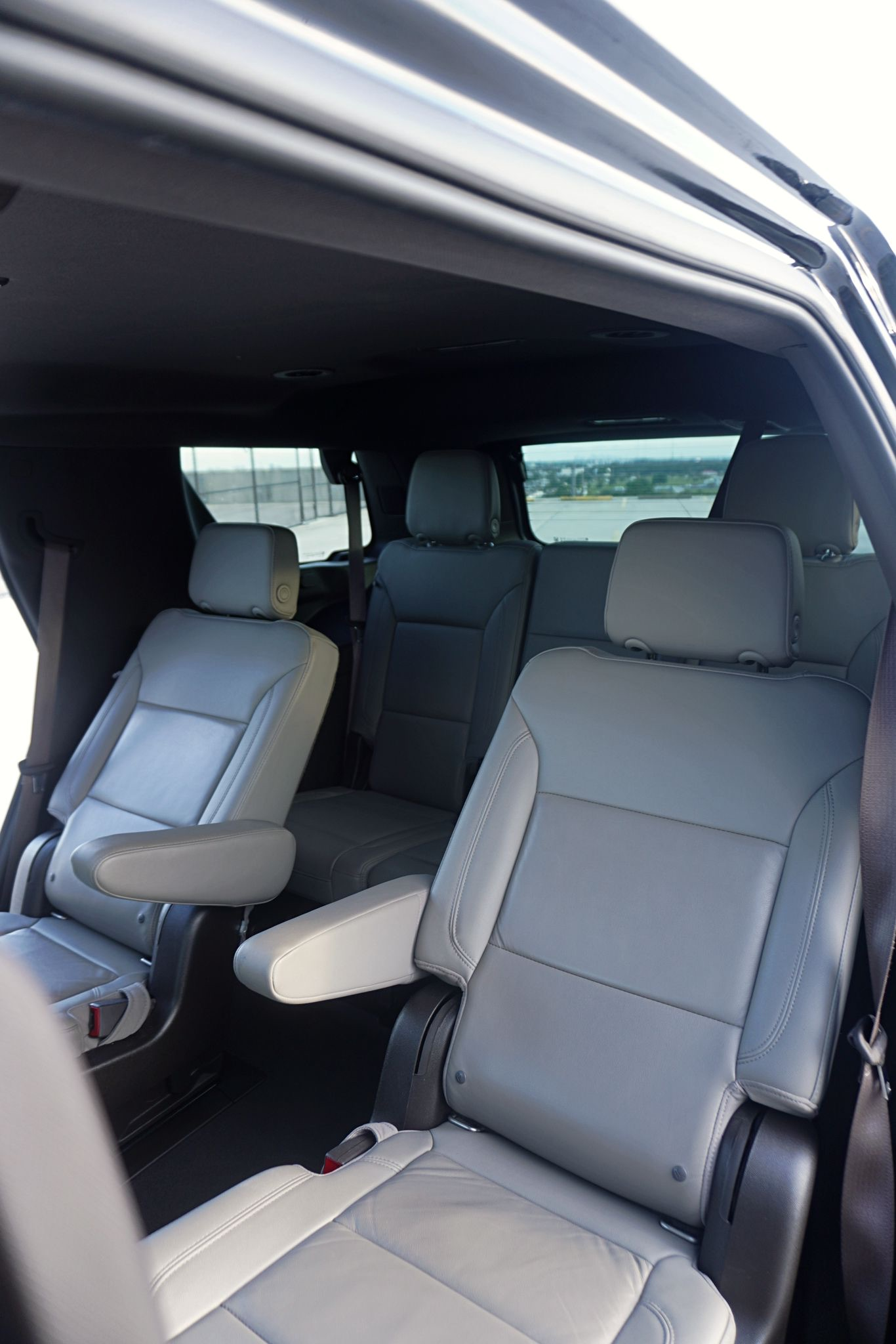 2021-Chevrolet-Tahoe-LT-miami-exotic-toys-3.webp