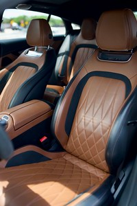Luxury car rental Miami service - exotic cars lineup