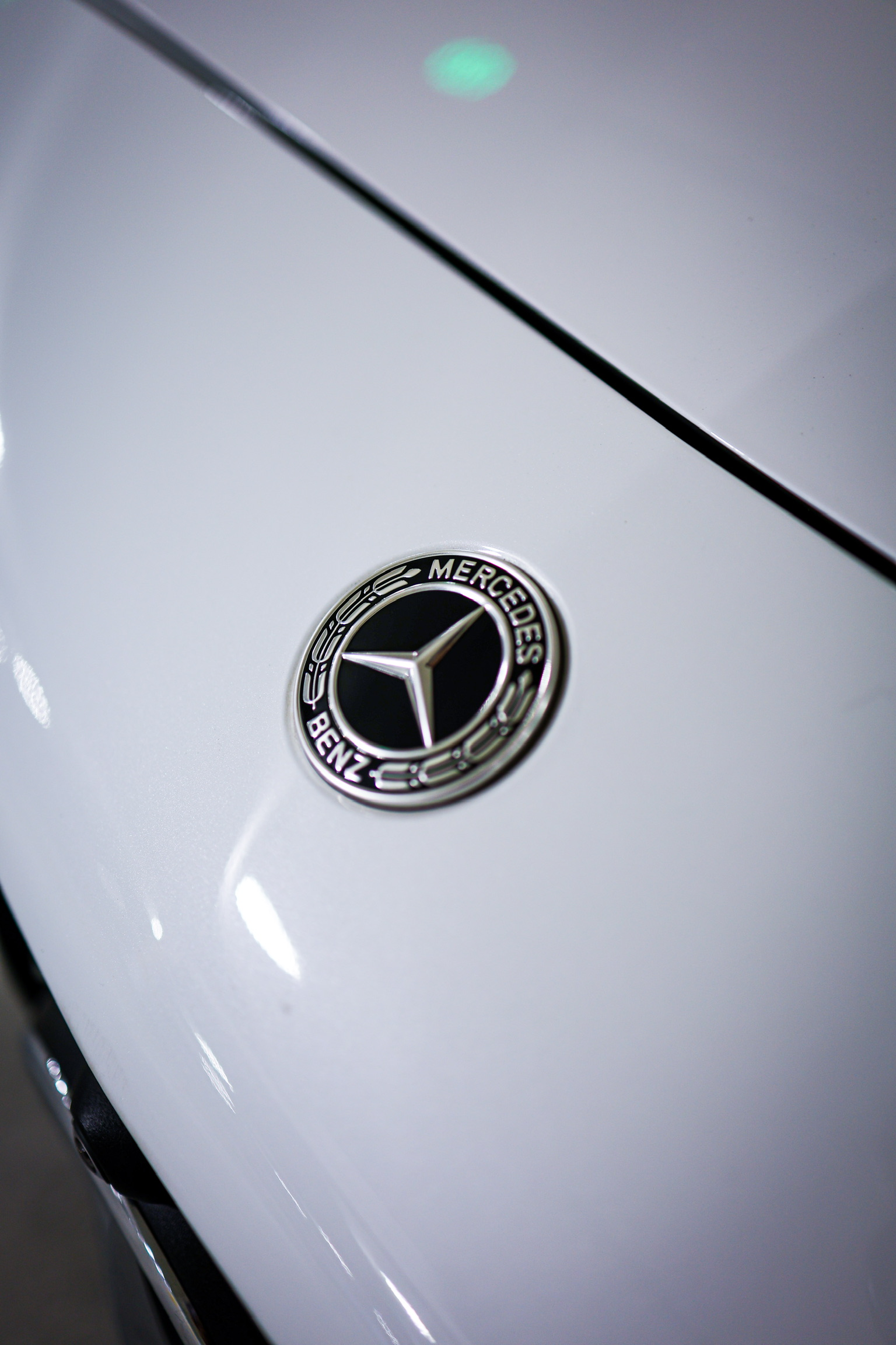 2023-Mercedes-Benz-AMG-C43-7.webp