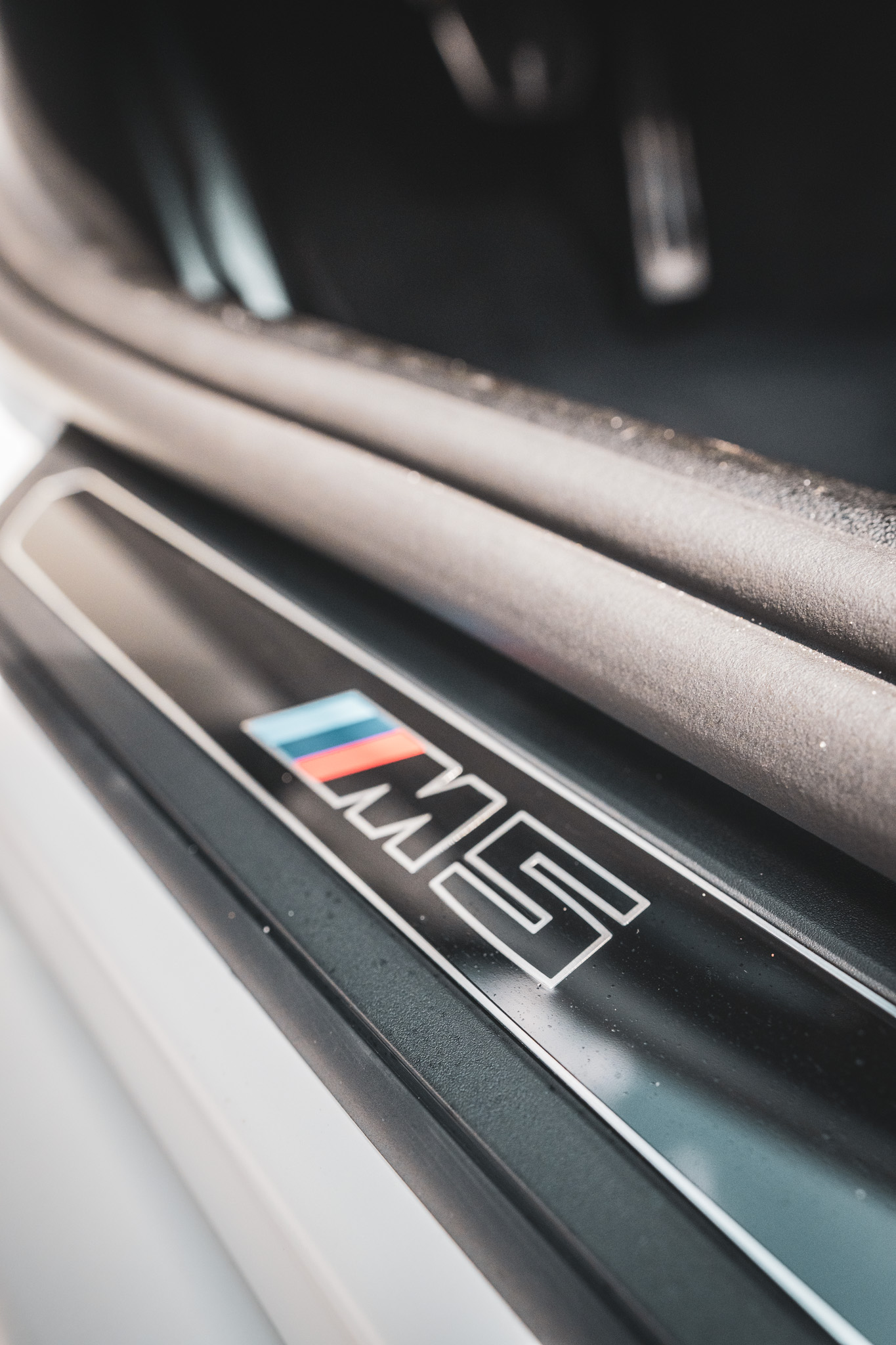 2024-BMW-M5-Competition-Miami-exotic-Toys-2.webp