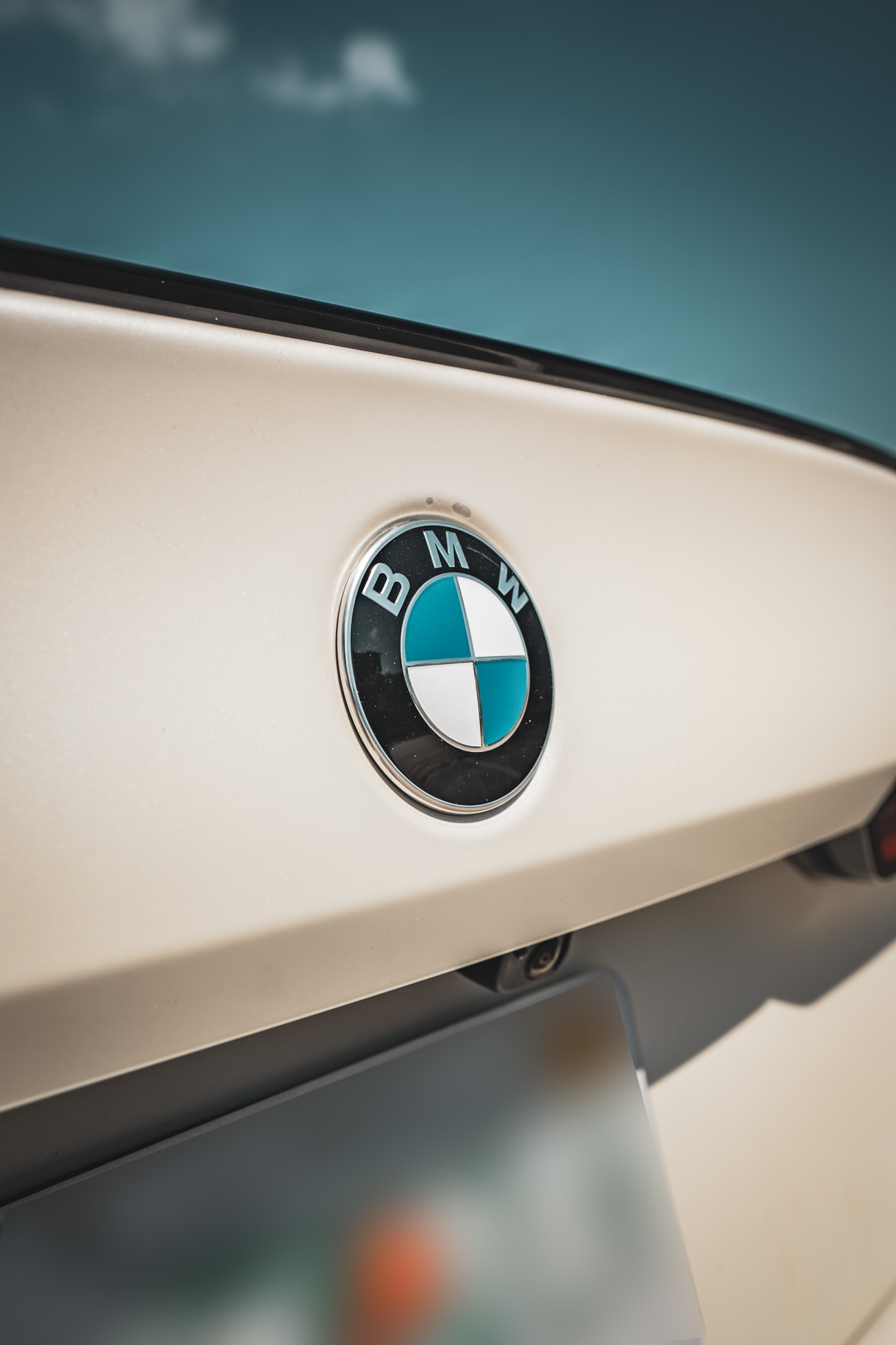 2024-BMW-M5-Competition-Miami-exotic-Toys-9.webp