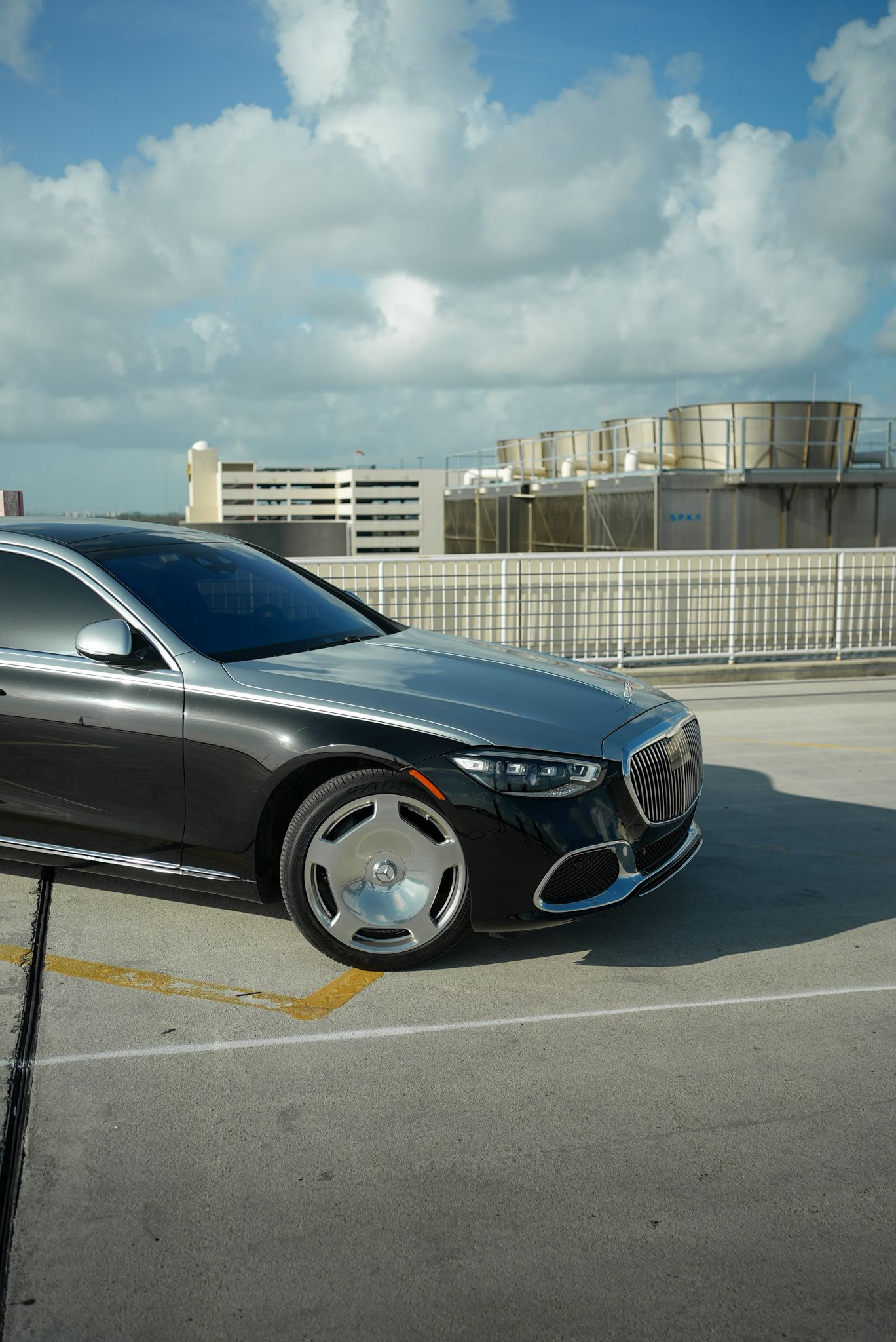 2024-Mercedes-Benz-s580-Maybach-27.webp
