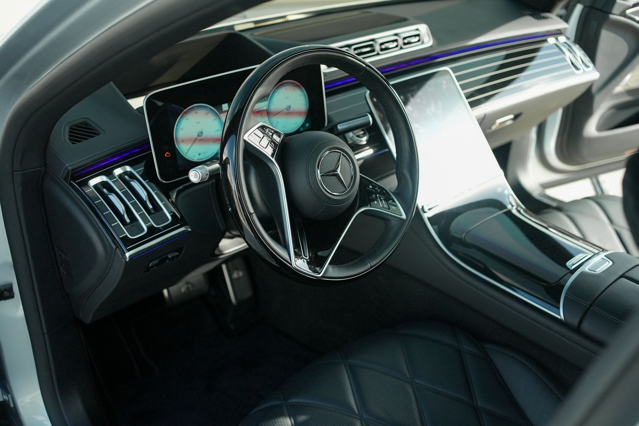 2024 Mercedes Benz s580 Maybach (45)